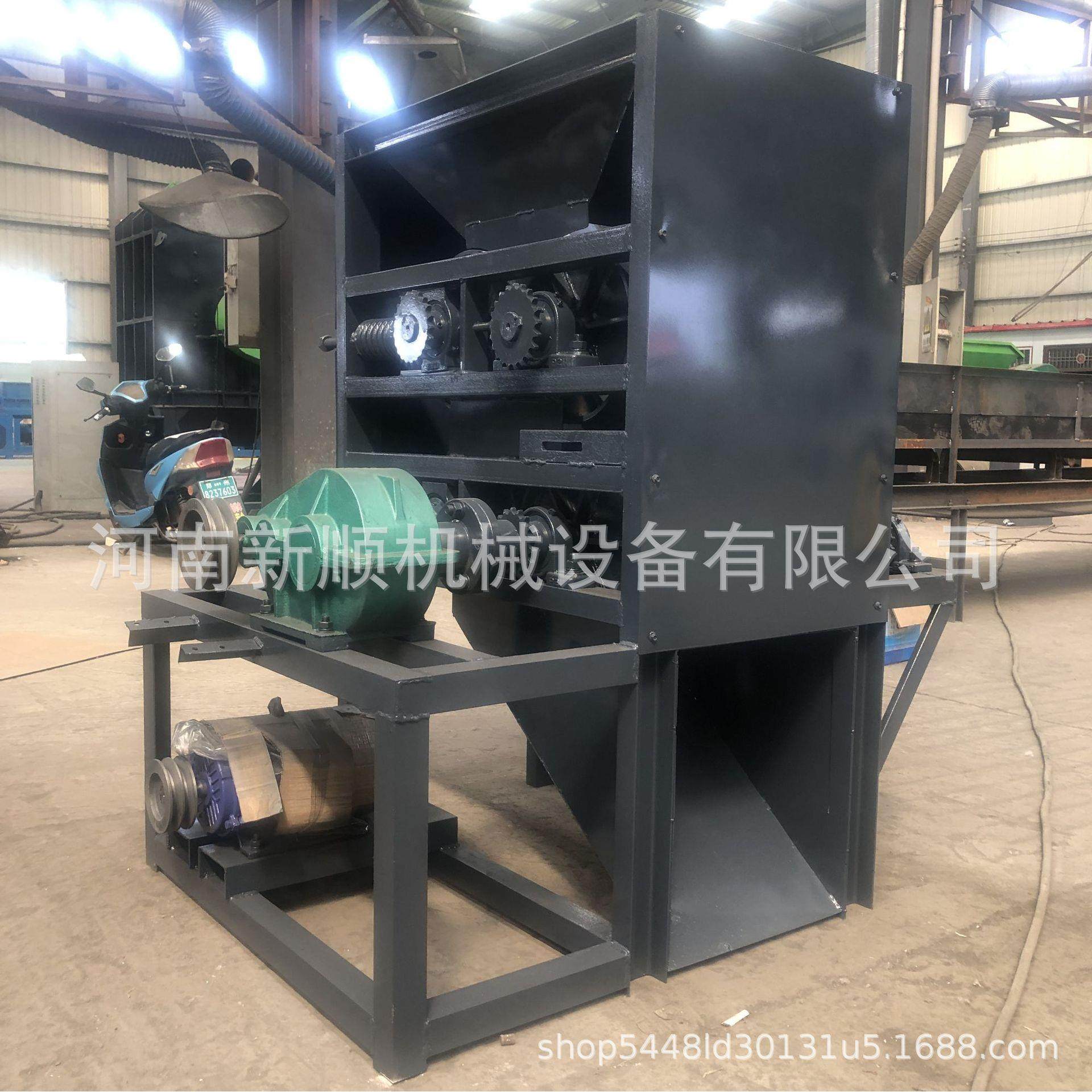 铁铝饮料易拉罐压扁机 小型铝罐挤压机 废旧金属瓶压平机,淘宝优惠券,粉丝福利购,淘宝优惠卷