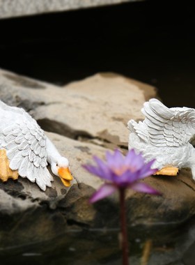 户外公园庭院假山鱼缸鱼池水景造景装饰品仿真动物喝水鸭子摆件