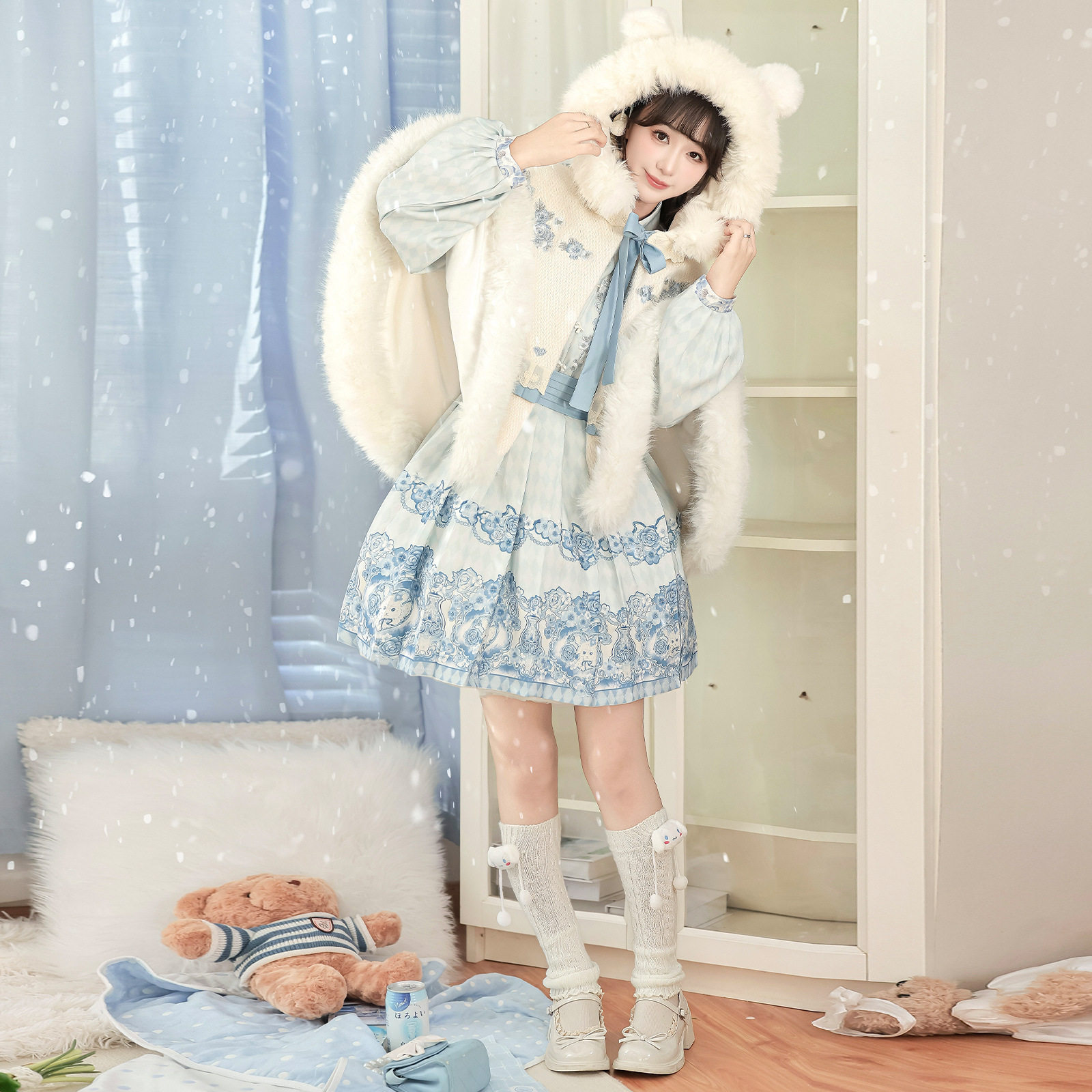 原创汉服女云茸初雪汉元素中国风连衣裙加绒斗篷秋冬款,淘宝优惠券,粉丝福利购,淘宝优惠卷