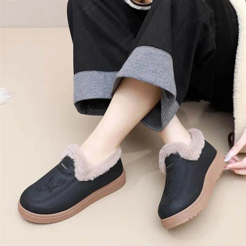 沐盈集冬季新款加绒厚底妈妈鞋中老年软底舒适女鞋一脚蹬棉鞋,淘宝优惠券,粉丝福利购,淘宝优惠卷
