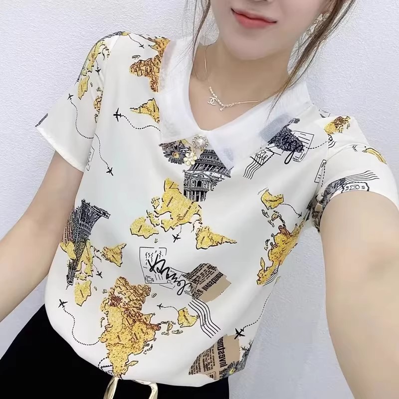夏季娃娃领碎花衬衫短袖