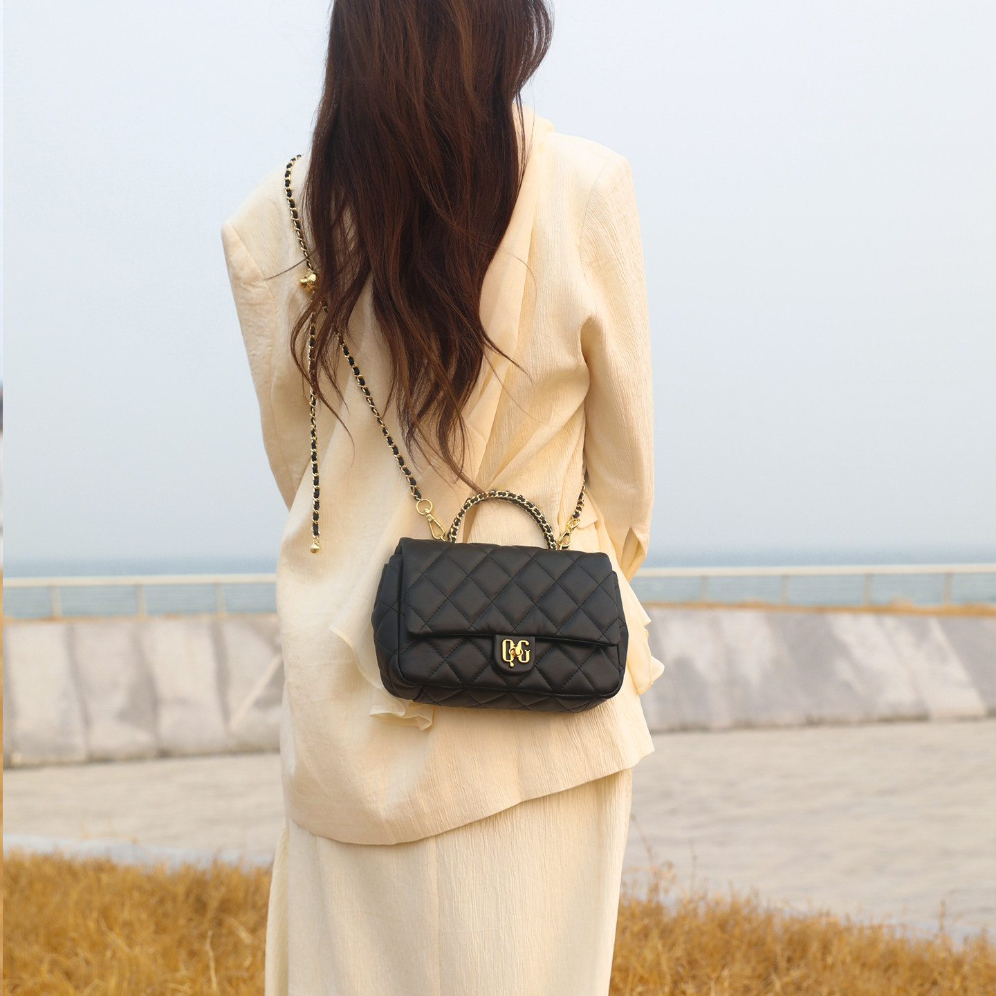 QG白色包包女2026新款头层牛皮小香风菱格链条包斜挎包手提女包