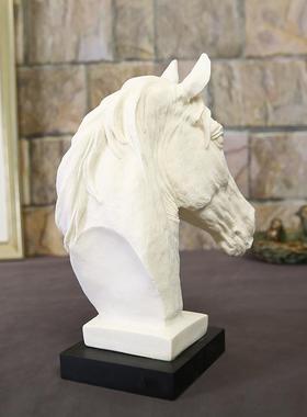 现代简约马头工艺品手工摆件客厅家居装饰桌面玄关树脂