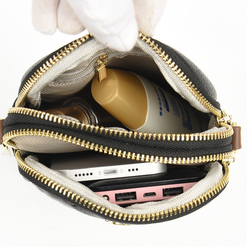 新款 女包2023妈妈包韩版简约单肩斜挎包大气中年女包潮小方包通,淘宝优惠券,粉丝福利购,淘宝优惠卷