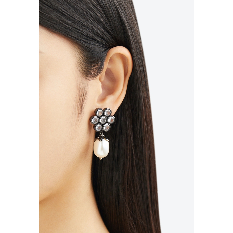 【折扣】SHRIMPS 女士锆石人造珍珠银色花型耳环 - 图0