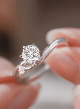 YUDANDUN莫桑戒指1克拉流星钻戒六爪镶嵌修饰手型精致轻奢通勤女