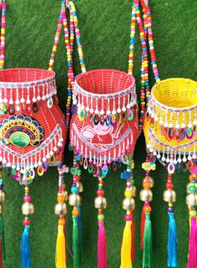 实力厂家直供各种网红爆款小背篓风铃家居儿童幼儿园舞蹈道具旅游