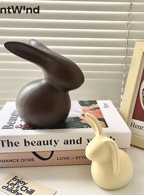 2023兔年吉祥物陶瓷摆件小兔子红色客厅电视柜家居装饰品摆设现代