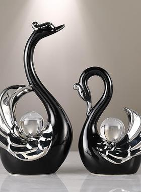 卧室天鹅陶瓷摆件品客厅茶几桌面电视柜玄关结婚创意礼品房间布置