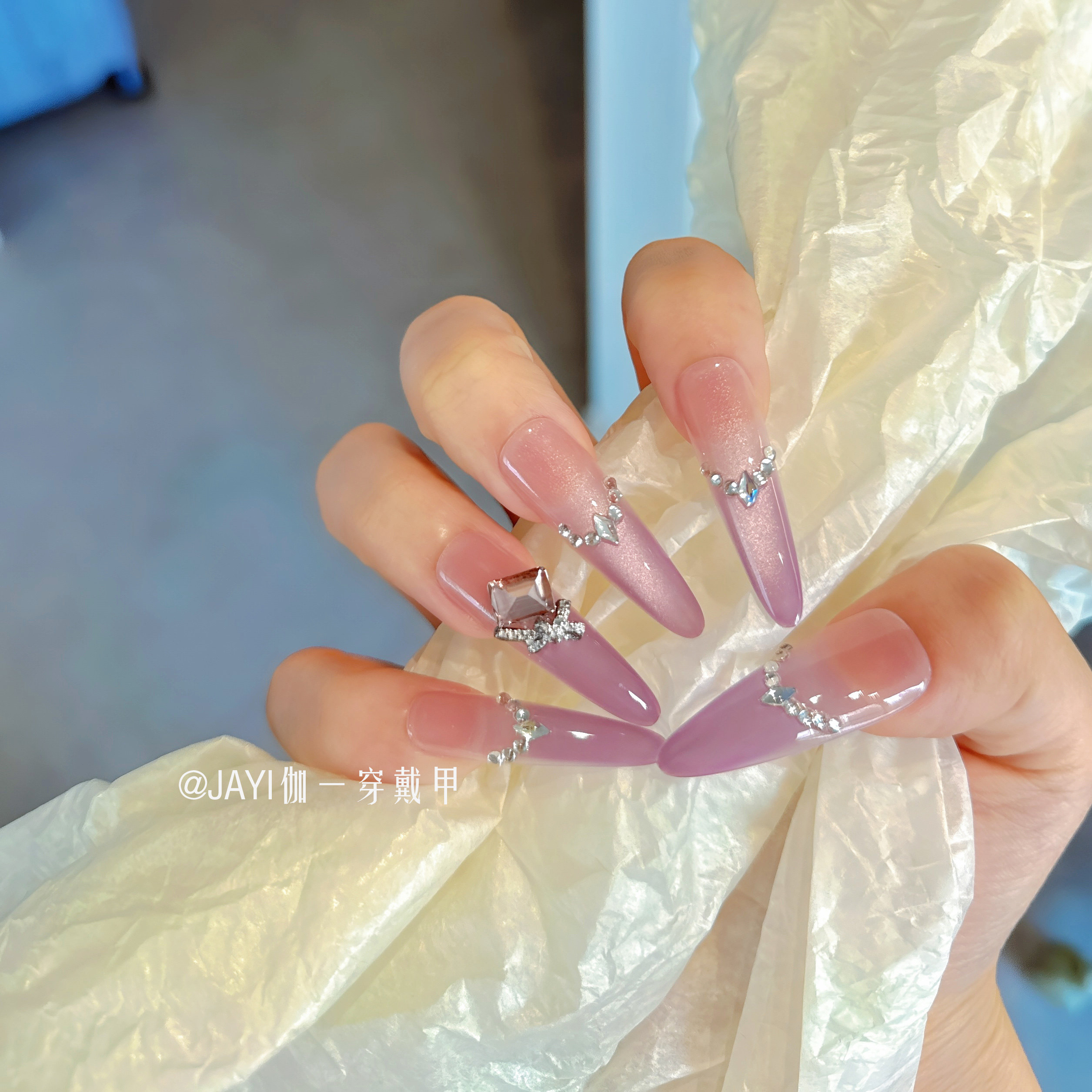 紫色浓颜系冰透紫猫眼手工美甲穿戴甲气质御姐风爆闪方钻指甲贴片,淘宝优惠券,粉丝福利购,淘宝优惠卷