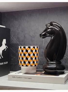 现代样板间书架雕塑摆件简约家居软装饰品挂画杯蜡香薰组合ZH2621