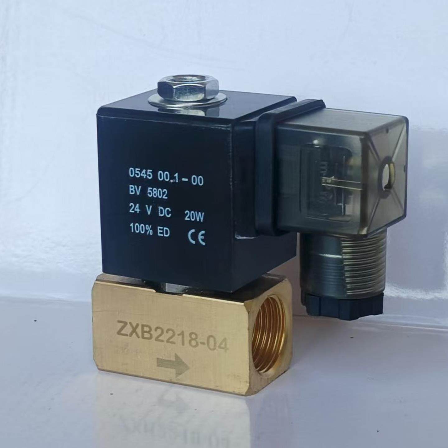 0545小型二位两通高压电磁阀常闭耐压8Mpa水阀气阀AC220VDC24V - 图1