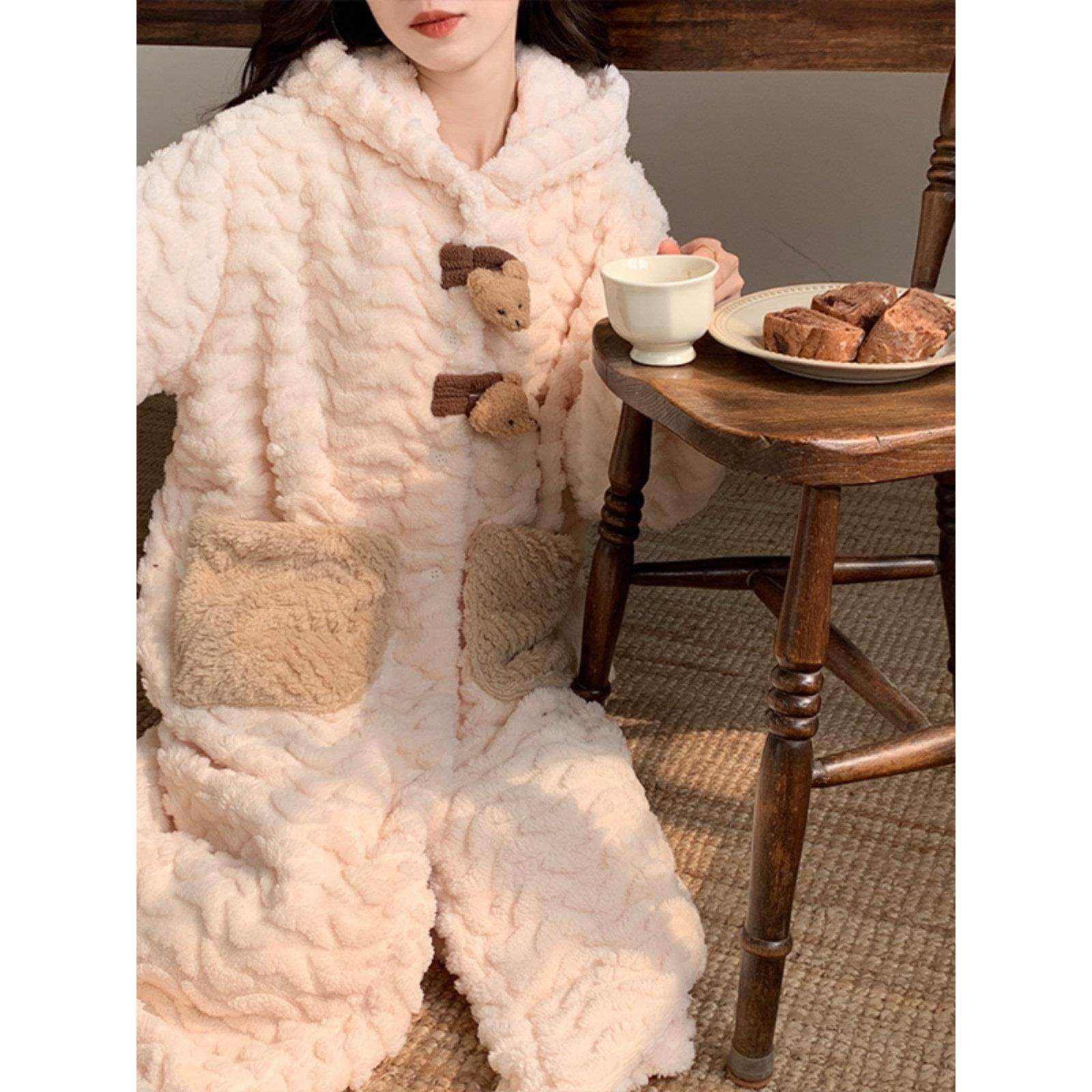 小熊韩版睡袍女2024年秋冬季新款珊瑚绒加厚连帽浴袍长款睡衣睡裙,淘宝优惠券,粉丝福利购,淘宝优惠卷