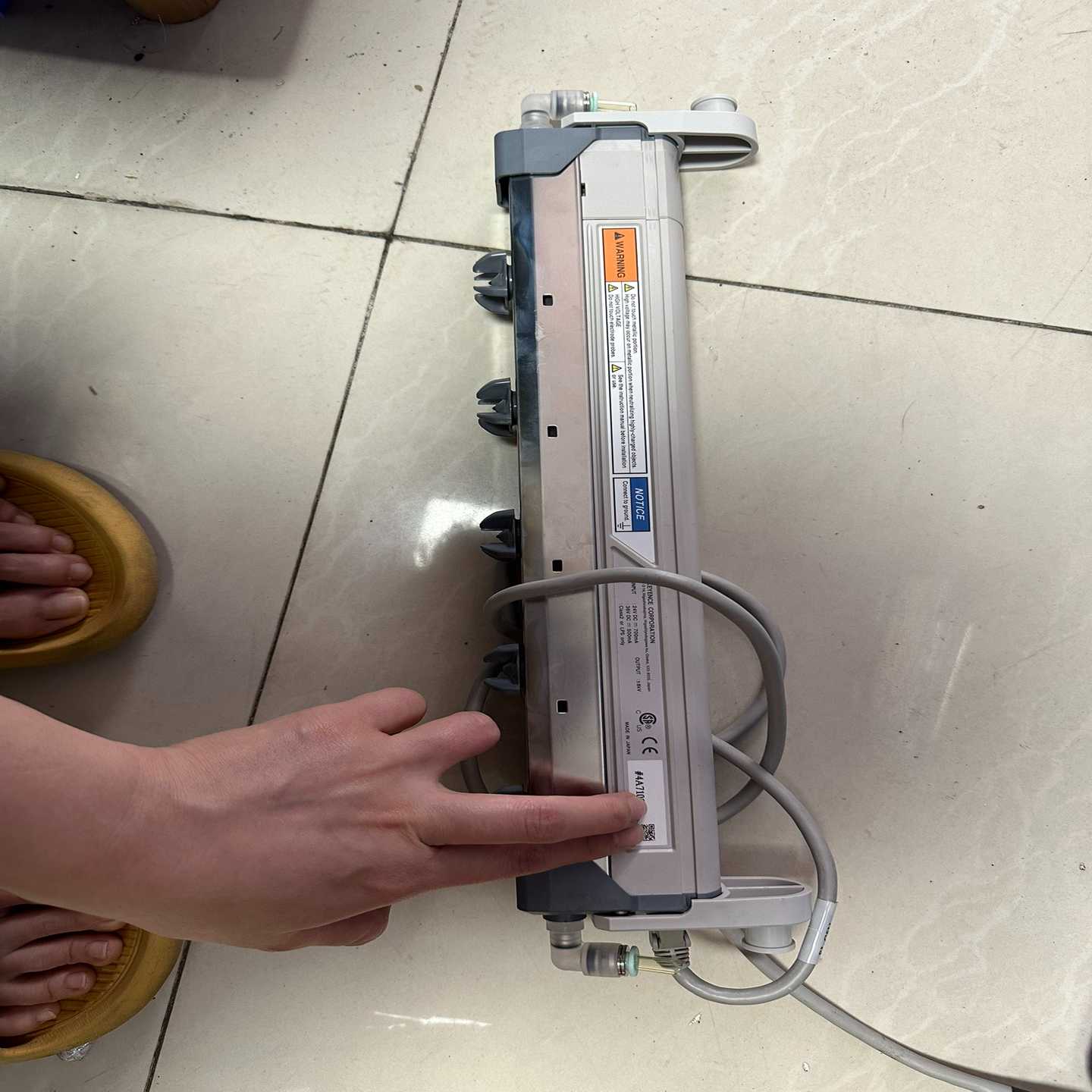 基恩士静电消除器SJ-E036A,实物图(地坛设备) - 图0