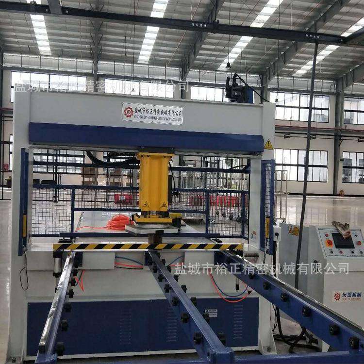 全自动面膜移动头裁断机眼镜布面膜裁断机全自动移动头裁断机,淘宝优惠券,粉丝福利购,淘宝优惠卷