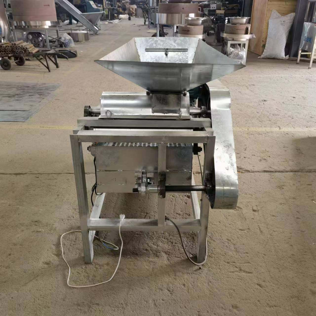 干湿两用油茶果剥壳机220V电压家用三出口干湿两用油茶果剥壳机,淘宝优惠券,粉丝福利购,淘宝优惠卷