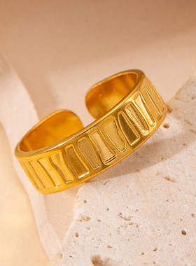 欧美钛钢戒指男女时尚高级感不锈钢指环简约不掉色个性潮流戒指