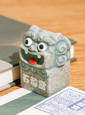 狮子三百创意石敢可爱手工卧室装饰桌面展示树脂动物饰品保持安全