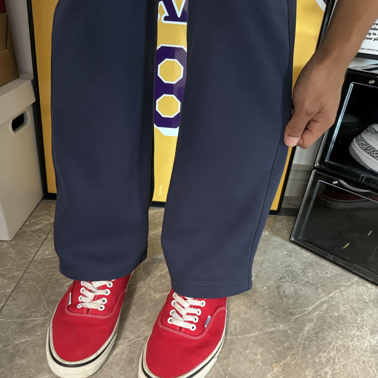 藏青色美式运动卫裤男款秋冬季潮牌裤子直筒垂感cleanfit休闲长裤