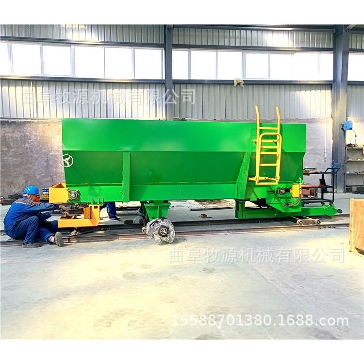 牵引式有机肥撒肥车 厩肥撒肥机 容量大的颗粒肥料机,淘宝优惠券,粉丝福利购,淘宝优惠卷