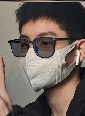 近视眼镜变色男款自动感光户外防蓝光平光镜可配有度数黑框太阳眼