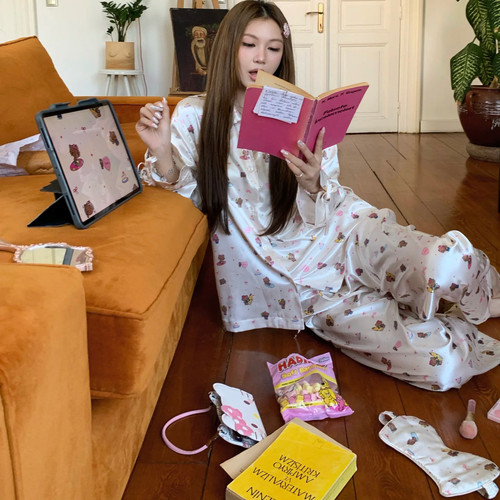 卡通可爱黑皮kitty印花真丝睡衣轻奢高级感甜美可爱风家居服套装 - 图1