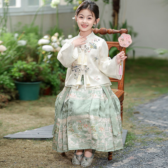 High-quality clearance girls' spring and autumn tops, new Chinese style baby horse skirt, girls' long-sleeved Hanfu, Chinese style