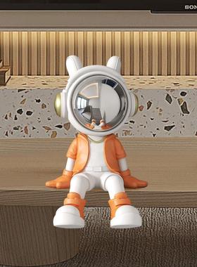 坐姿宇航员书靠太空人创意书房桌面摆件客厅电视柜玄关装饰乔迁礼