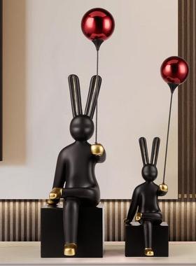 创意潮流气球兔子摆件竖高入户玄关柜子客厅电视柜旁地台装饰落地