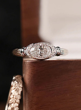 小红书爆款罗马柱中古高级感戒指凹槽纹理椭圆闪钻戒指