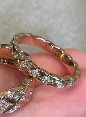 小红书爆款小香风菱格闪钻窄面戒指高级感法式气质微镶锆石食指戒