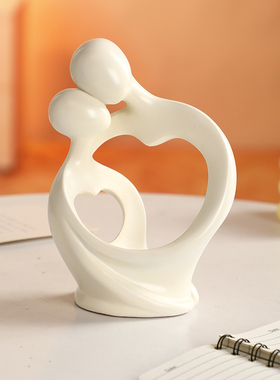 北欧抽象艺术人物摆件