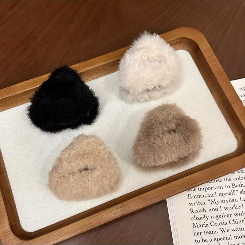 毛绒猫耳朵抓夹2024秋冬新款后脑勺鲨鱼夹前额刘海碎发夹发卡头饰,淘宝优惠券,粉丝福利购,淘宝优惠卷