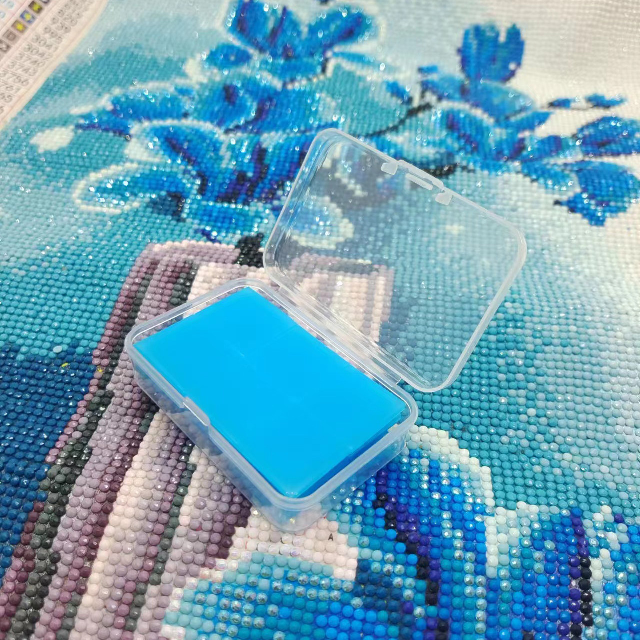 优质钻石画胶泥大尺寸盒装便携式十字绣点钻胶泥工具饰品点钻胶泥,淘宝优惠券,粉丝福利购,淘宝优惠卷