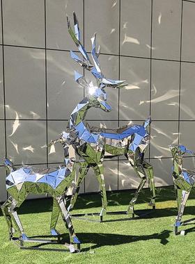 不锈钢鹿雕塑定制户外创意镜子几何切割发光母亲和孩子鹿麋鹿花园