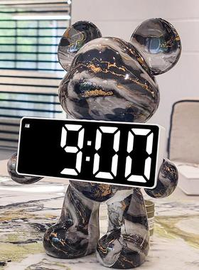 暴力熊时钟摆件轻奢客厅卧室桌面台式钟表摆放式电子钟闹钟装饰品
