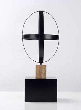 创意现代意式实木铁艺帽托样板房软装搭配家居衣帽间艺术饰品摆件