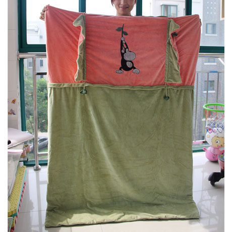 抱枕被子两用冬季汽车枕头被子二合一车载糖果枕长条枕车用空调被,淘宝优惠券,粉丝福利购,淘宝优惠卷