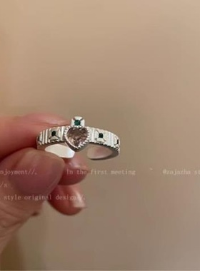 哑光蝴蝶结爱心戒指女秋冬高级感小众设计食指戒甜酷辣妹闺蜜