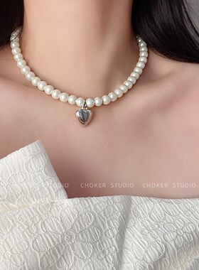时尚百搭金属爱心珍珠项链20w24新款潮小众女设计感锁骨链颈链法