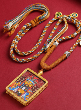 金色五爷唐卡吊坠画像藏式挂坠手工编织五路财神棉绳寺庙文创