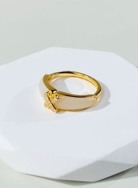 和田玉白玉月牙戒指-WG1662（多样性发货）