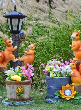 仿真松鼠花园摆件太阳能庭院灯户外阳台园林幼儿园可爱田园风装饰