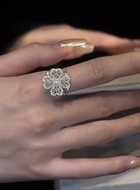 开口时尚个性旋转小众设计锆石花朵戒指2024O年新款潮幸运爆款戒