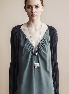 银色净水瓶吊坠项链女轻奢小众设计高级感百搭气质网红瓶子毛衣链