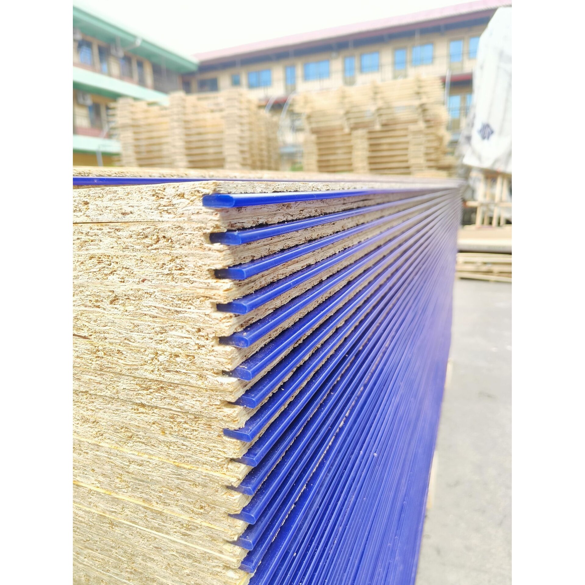 销售开槽OSB  开槽刨花板 T&GOSB 欧松板 定向刨花板 11mmOSB - 图0