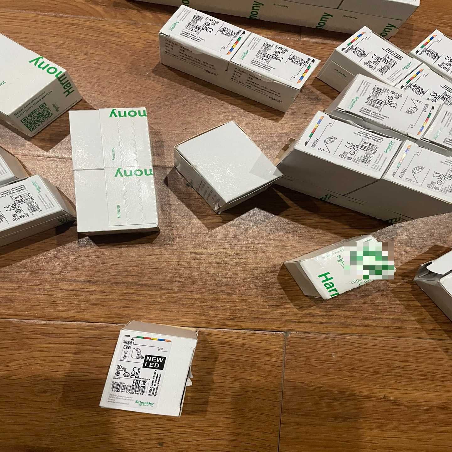 询价~ZB4BD2 ZB4BG2 ZB4BZ102 ZB4BZ1 - 图1