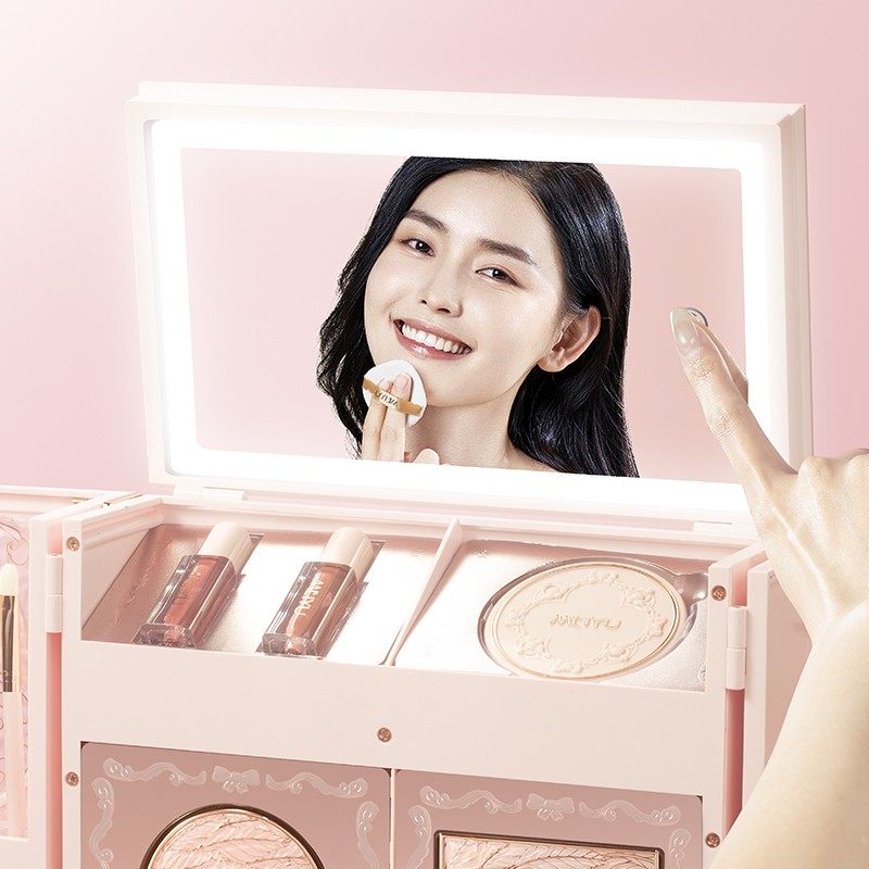 【520限定】每遇蝶恋花彩妆套装化妆品美妆礼盒情人节礼物送女朋,淘宝优惠券,粉丝福利购,淘宝优惠卷