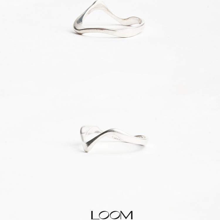 LOOM流动山谷造型戒指S925银天然淡水珍珠小众轻奢波浪戒指女 - 图2