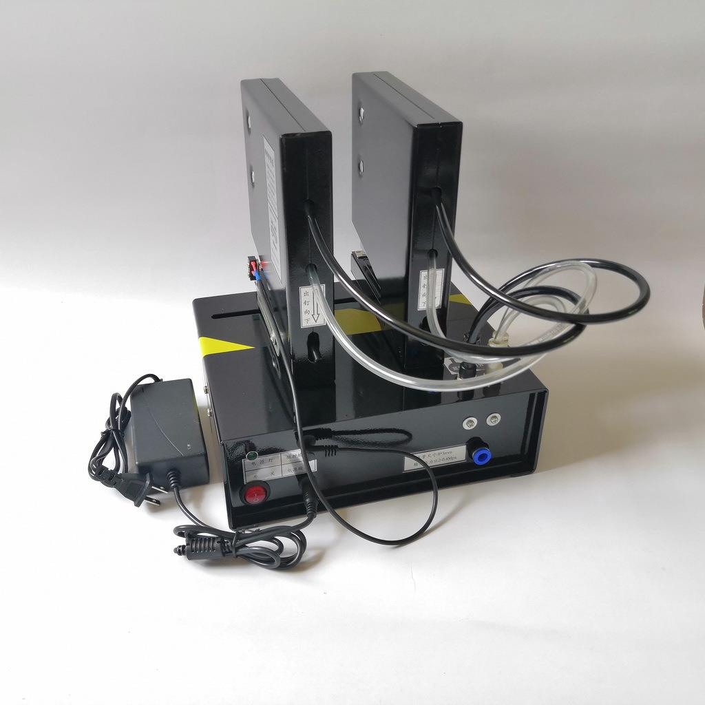 Double-head pneumatic chuck hanging tag bubble shell automatic stapler